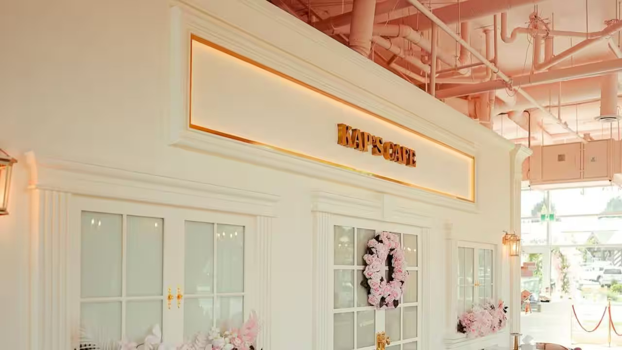 Kapil Sharma Opens Dreamy Café in Surrey