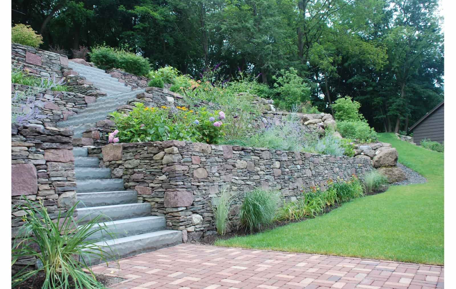 White Rock Launches Scenic Walkway Challenge With New Signs