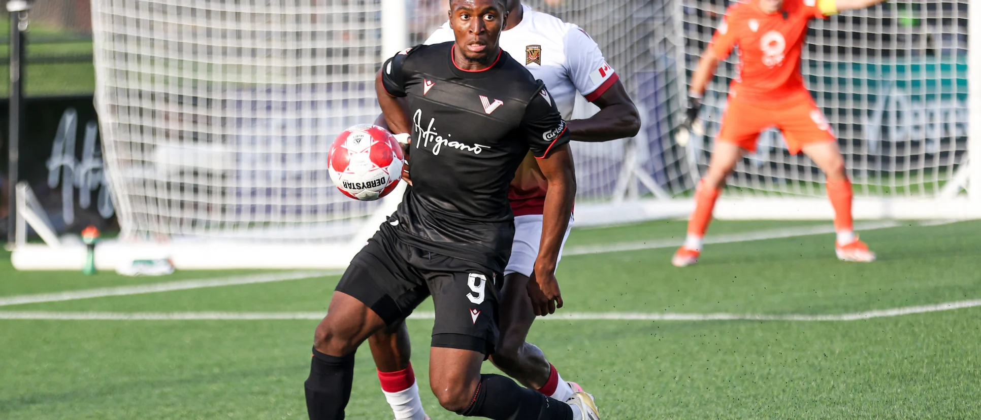 Vancouver FC Falls 3-1 in Coach Nash’s Debut Match