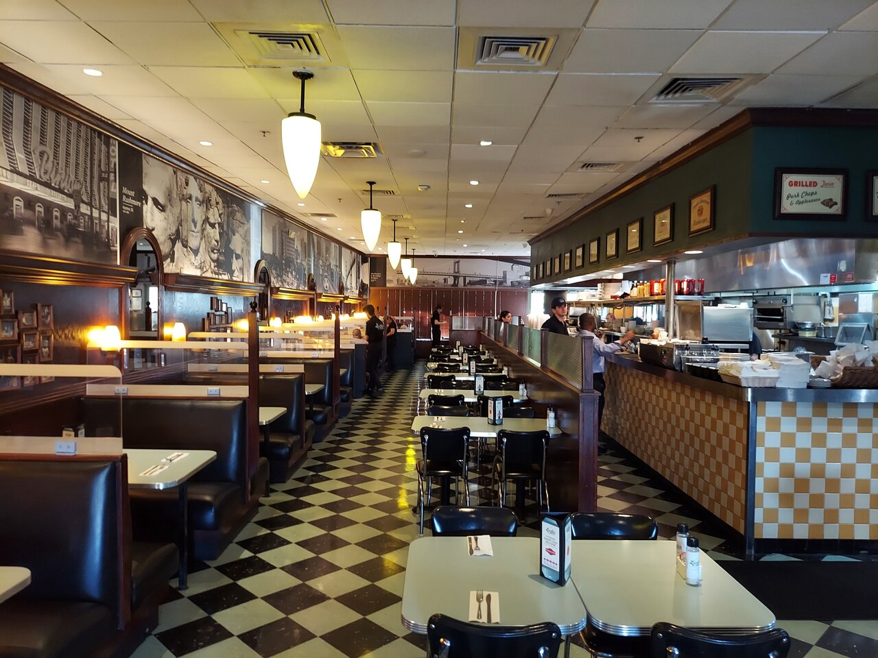 From Afghan breakfasts to five-star Indian curries, explore Surrey’s top hidden food spots locals love—authentic, affordable, and worth the hunt.