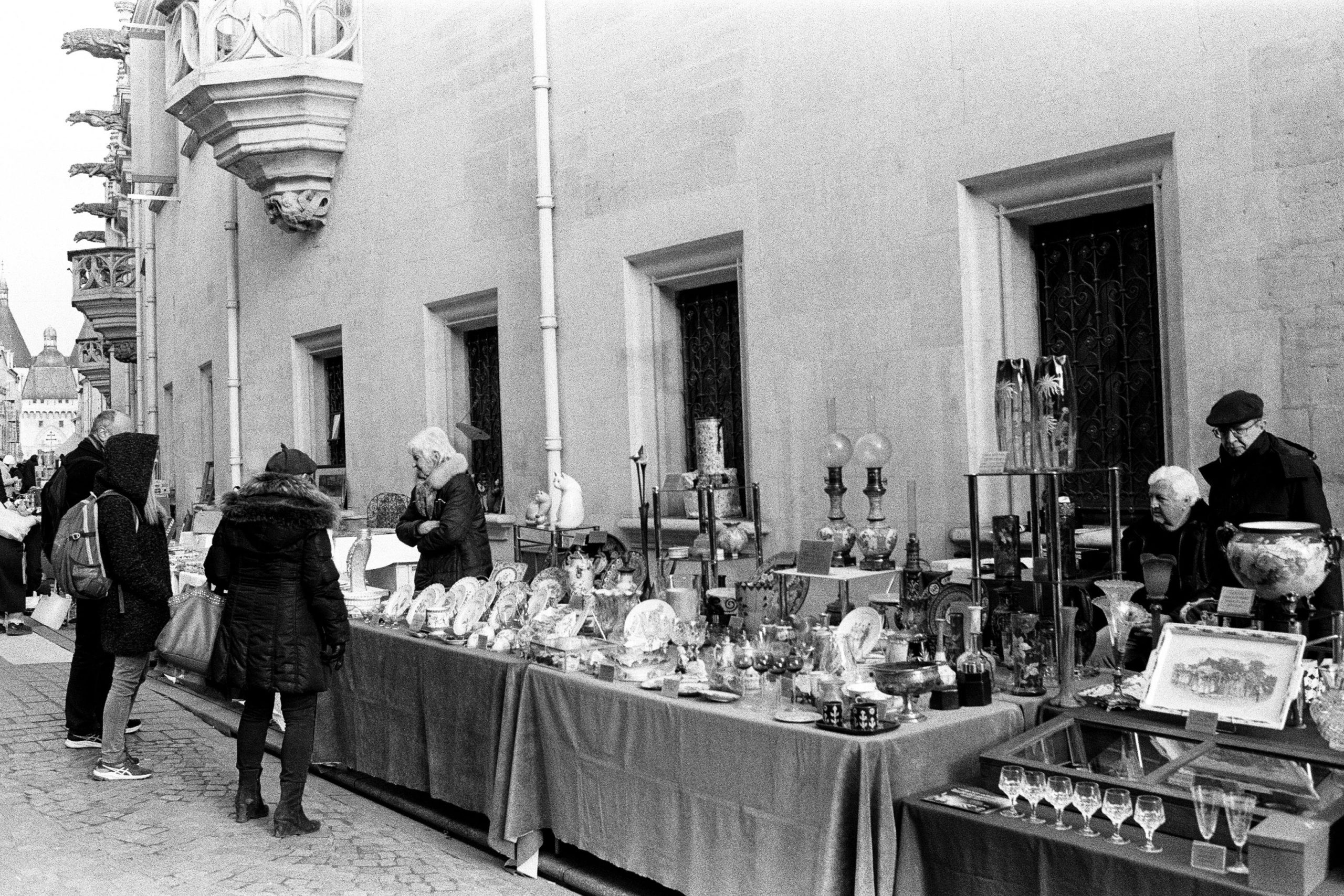 Surrey Artist Market Brings Art, Dance, and Community Spirit