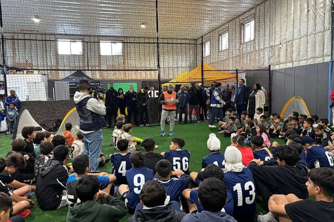 Kids, parents, volunteers, sponsors,