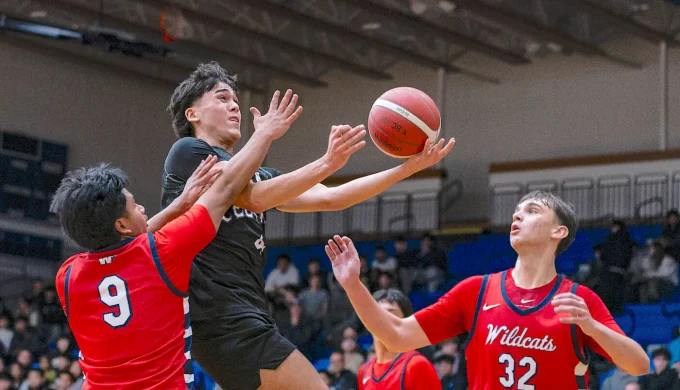 Surrey’s L.A. Matheson Mustangs t