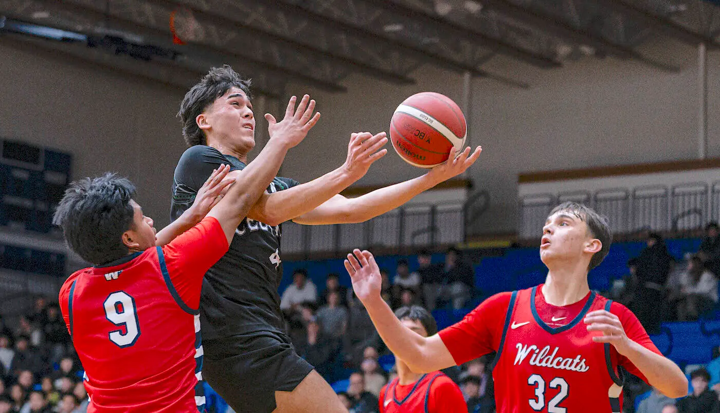 Surrey’s L.A. Matheson Mustangs t