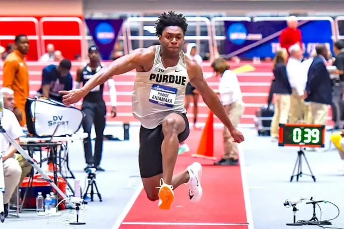 Surrey’s Lucas Zhou won the bronze medal for finishing third in the  Junior Men’s final  of the 2025 UCI BMX Racing World Championships in Copenhagen, Denmark, on Aug. 3, 2025