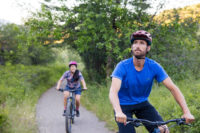 Peoples doing cycling