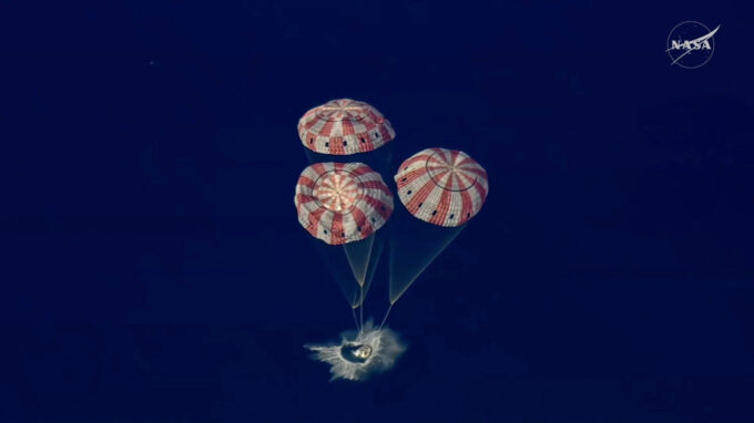 Canadian astronaut Jeremy Hansen returns to Earth after Artemis II moon mission splashdown in Pacific Ocean