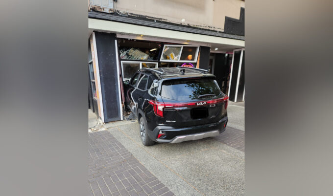Vehicle crashes into downtown Nanaimo restaurant as RCMP investigate suspected impaired driving